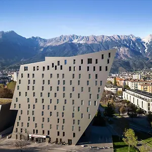 Hilton Garden Tivoli Hotell